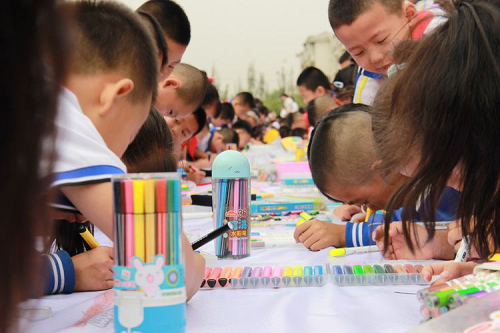 棋盘井第三小学“颂祖国情,绘爱国心”主题教育活动